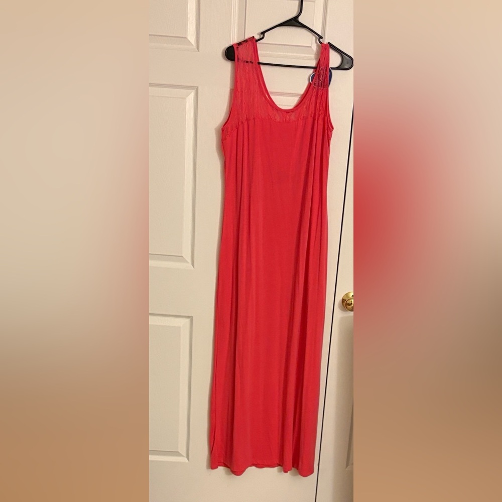 Sleeveless Maxi Dress NWT - Picture 4 of 5